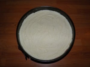 …i na kraju ide sloj kreme od bijele čokolade Za kraj se stavlja sloj kreme od bijele čokolade