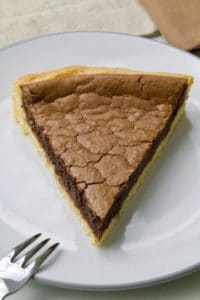 Poslužiti čokoladni tart!